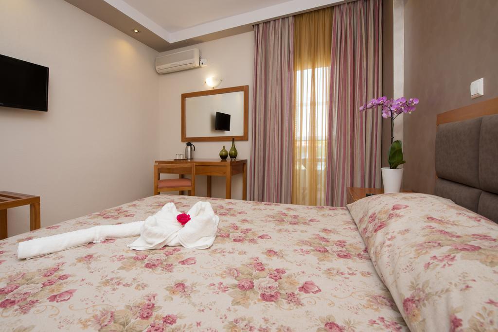 Hotel Aethria Thassos Exteriör bild